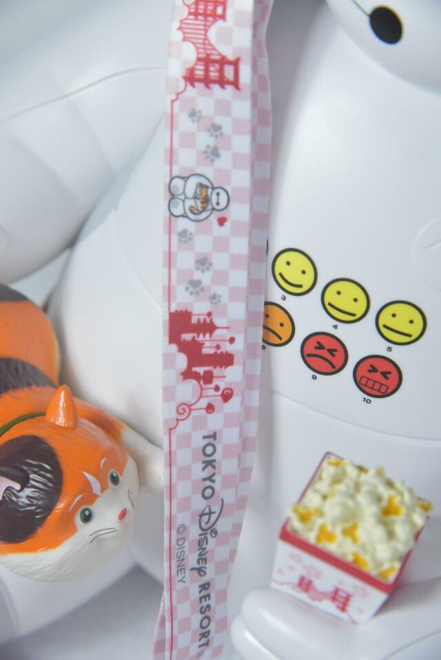 ベイマックスのポップコーンバケット ストラップのイラストもかわいい