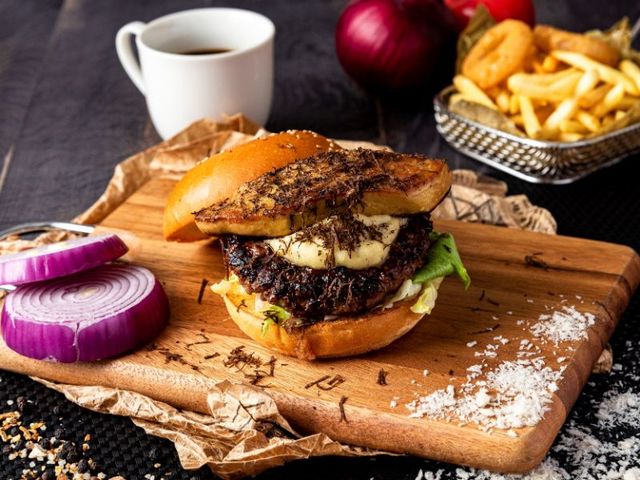 Z BURGER&CRAFT BEER TAP