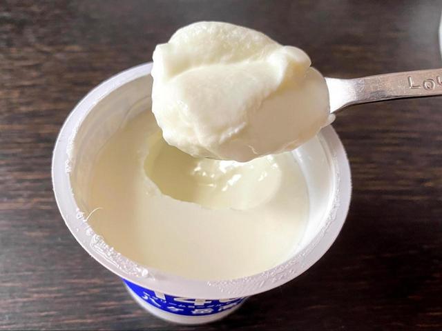 【シャトレーゼ　カップヨーグルト】まとめ買いがお得です