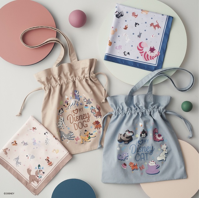キャンバス巾着トート 各¥4,400、サテンスカーフ各¥3,300※税込【Afternoon Tea LIVING『Disney CATS&DOGS COLLECTION』】