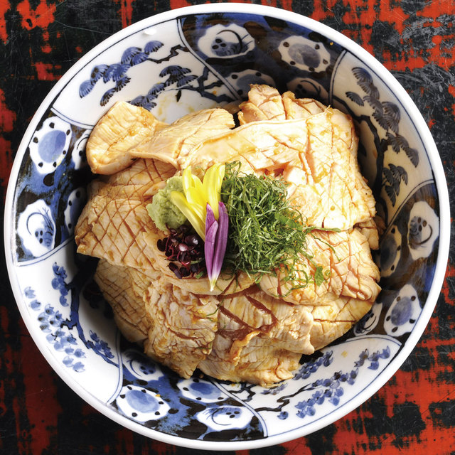 よね家・とりわさ丼（並）　920円