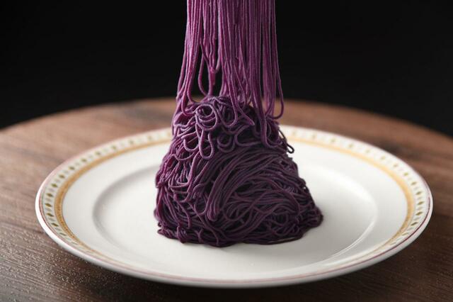 「紫芋モンブラン（イメージ）」＜平日1名￥6,000/土休日1名￥6,500＞【ディナーブッフェ ビストロ×ハロウィン～秋の味覚～】