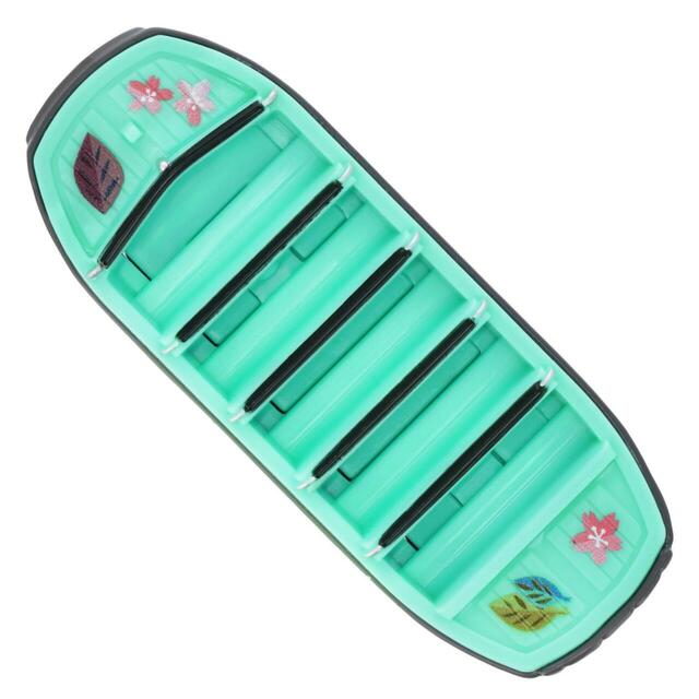 ディズニー・ビークル・コレクション〈トミカ〉 1,800円|東京ディズニーランド「イッツ・ア・スモールワールドwithグルート」グッズ|販売店舗:東京ディズニーランド「キングダム・トレジャー」|発売日:2025年12月26日(金)