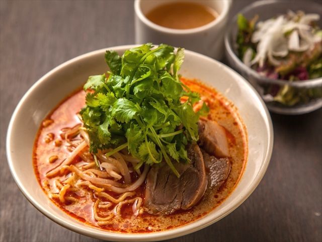 「WINE&BEER(ミートグリル ワイン&ビア)『GLASS DANCE(グラスダンス) 品川港南』」