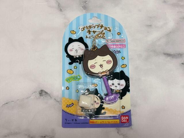 食玩なので、ソーダ味のガム付き。ブリスターパッケージでそのまま飾ってもかわいいのがうれしいポイント♪