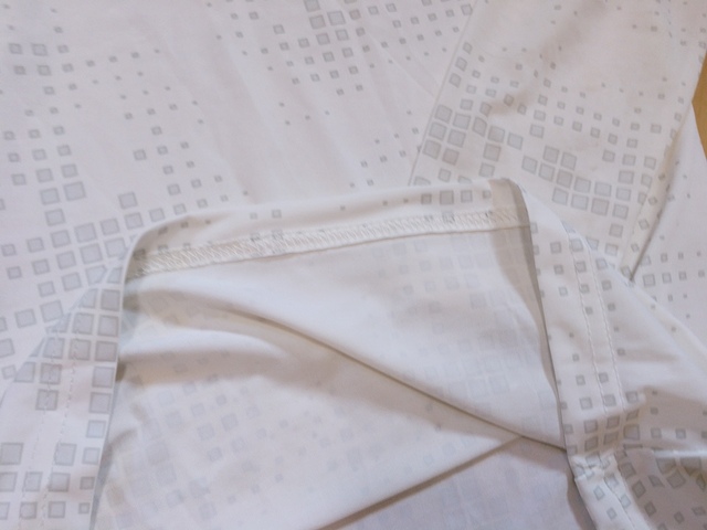 【レディース クールシールドネオ】裏地はサラサラで着心地が良いです