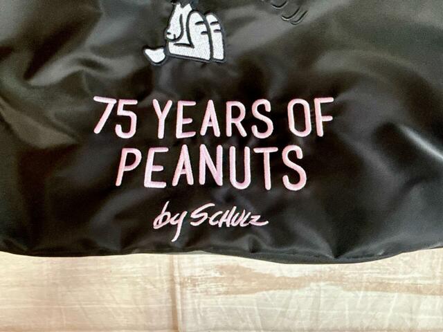 PEANUTSのコミック生誕75周年を記念した刺繍入りで特別感たっぷり