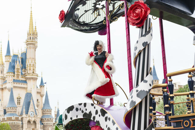 東京ディズニーランド「ザ・ヴィランズ・ハロウィーンInto the Frenzy”」プレスプレビューの様子