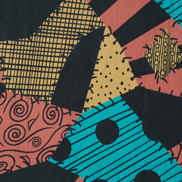 エプロン風ワンピース「ナイトメアー・ビフォア・クリスマス」/サリー|6,990円(税込)