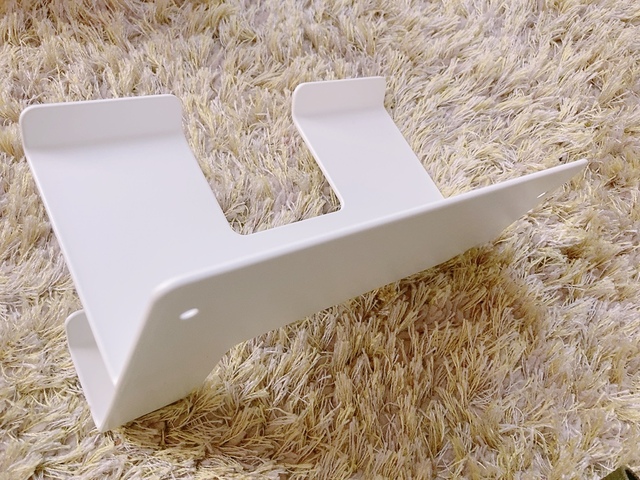 【山崎実業(Yamazaki)Tower ウォールドライヤーホルダー】サイズは（約）幅16×奥行9.3×高さ11.8cm。耐荷重は約1.5kgです