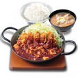 「麻婆チキンカツ定食」690円（税込 745円）