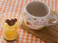 サツマイモプリン、スーベニアカップ付き｜1,200円｜「ダッフィー＆フレンズのオータム・ストーリーブック」スーベニア付きメニュー｜販売店舗：東京ディズニーシー「ケープコッド・クックオフ」｜発売日：2023年9月7日（木）