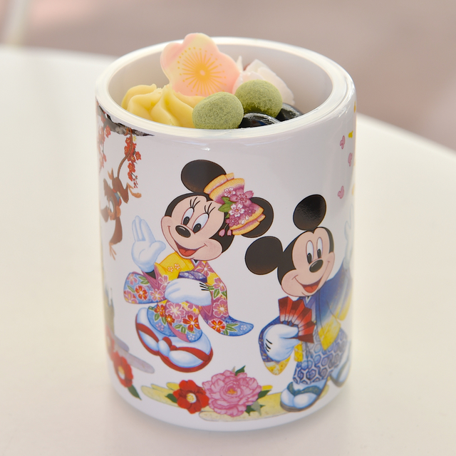 黒豆＆セサミムース、スーベニアカップ付き 価格720円