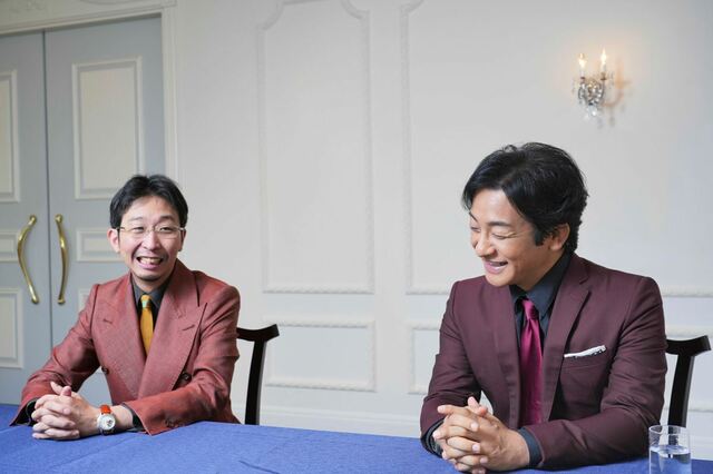 新作歌舞伎『流白浪燦星』でルパン三世役を勤める片岡愛之助（右）と、脚本・演出の戸部和久　