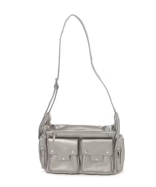 【LAKOLEのバッグ・キャップ売上ランキング 1位】「ZIPコンビポケットワンショルダーバッグ」4,990円(税込)