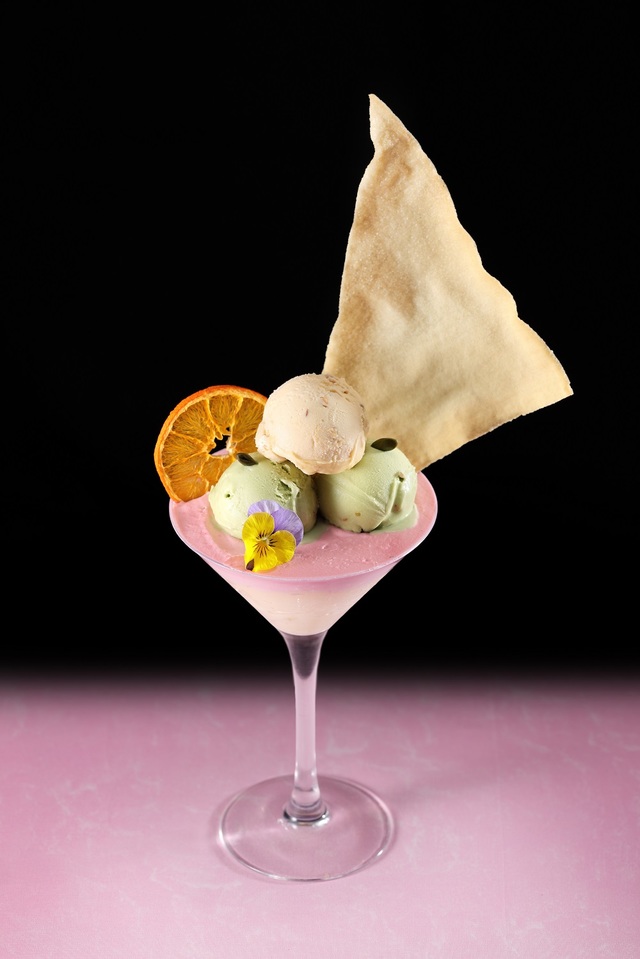 ピスタチオと塩キャラメルのパフェ