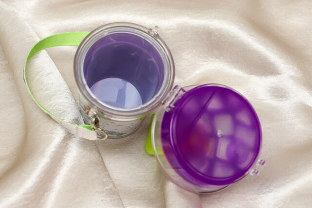 ミニスナックケース 1,300円｜東京ディズニーランド「リフレッシュメントコーナー」「ヒューイ・デューイ・ルーイのグッドタイム・カフェ」、東京ディズニーシー「カフェ・ポルトフィーノ」「ザンビーニ・ブラザーズ・リストランテ」｜東京ディズニーリゾート「ディズニー・ハロウィーン」スペシャルメニュー