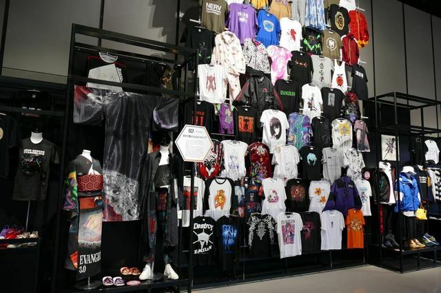 定番アイテムのTシャツだけでも、これだけのバリエーション！