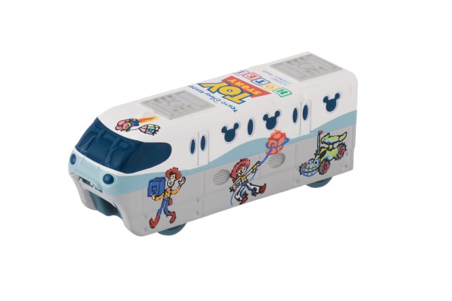 ディズニー・ビークル・コレクション〈トミカ〉 1,500円｜サイズ：縦約7×横約2×高さ約3cm｜販売店舗：東京ディズニーリゾート・トイ・ストーリーホテル内ディズニーショップ「ギフト・プラネット」