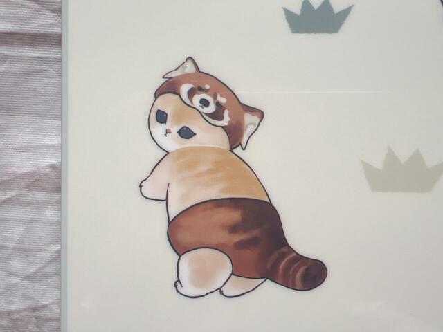 ぷりっとお尻と尻尾を見せている姿もたまりません…!