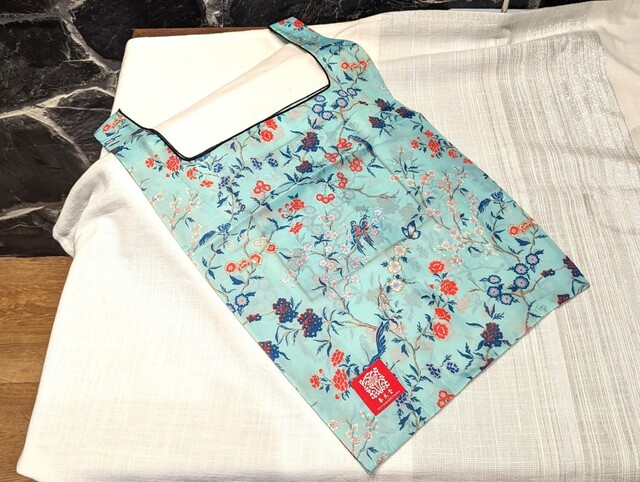 【春水堂】KEITA MARUYAMAによる10周年限定デザインのエコバッグ