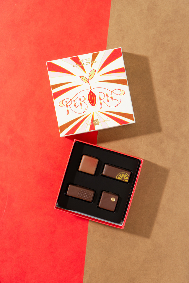 「Toshi yoroizuka」Yoroizuka Collection reBORN2,400円（税込）4個入り