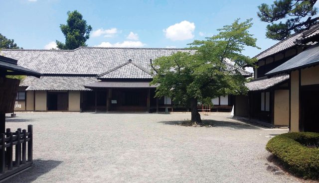 真田文化体験館／藩士の子弟が学問や武道を学んでいた松代藩文武学校