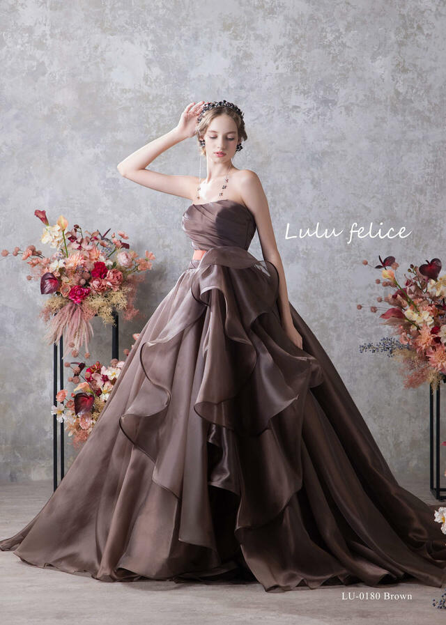 【クラウディア】「Lulu felice(ルル・フェリーチェ)」新作ウェディングドレス|LU-0180_Brown