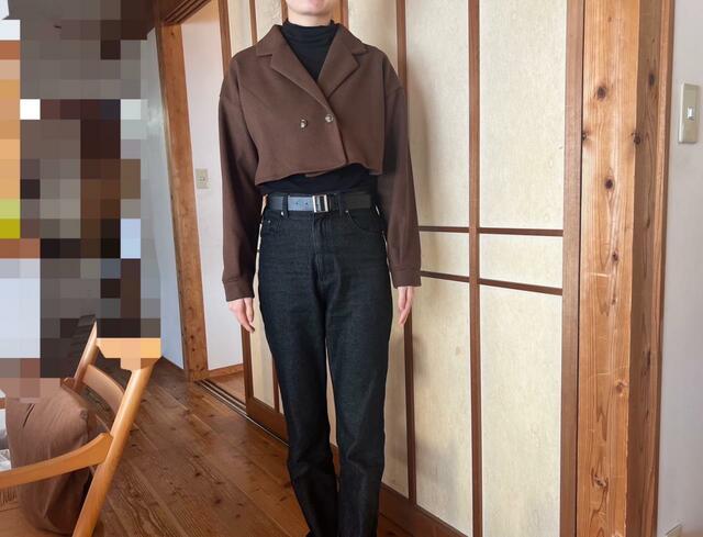 【GRL　フェイクウール3Wayショート丈ジャケットXワンピースセット】ボタンをしめるとこんな感じ