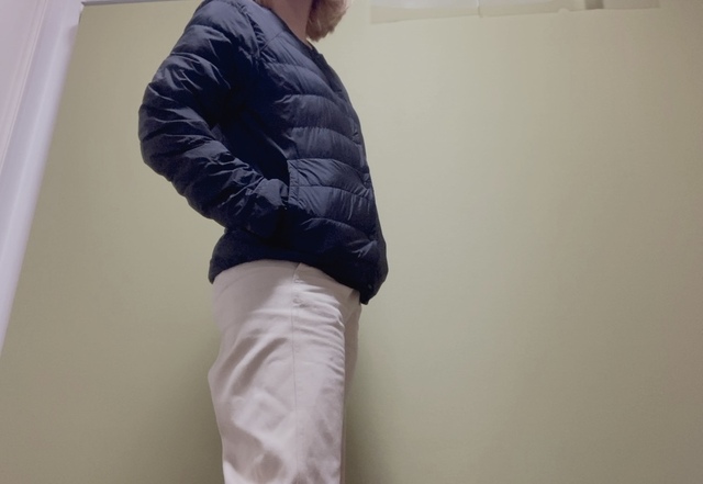 【ワークマン REPAIR-TECH(R)(リペアテック)洗えるフュージョンダウンライトジャケット】薄手なのでスタイリッシュに見えます