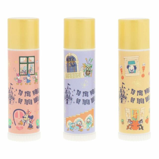 リップクリームセット 2,200円｜東京ディズニーリゾート内の窓やドアがデザインされたグッズ｜販売店舗：東京ディズニーランド「ホームストア」、東京ディズニーシー「エンポーリオ」｜発売日：2023年10月12日（木）