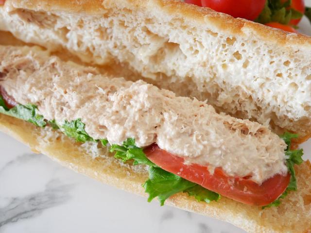 素材の味をシンプルに楽しめる。トン／496円（税込）