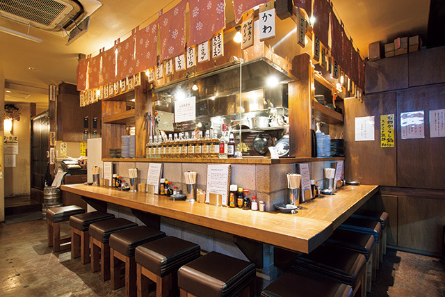 やきとりまるま（十条） 内観