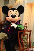 「エンチャンテッド・ガーデン・レストラン」のミッキー｜香港ディズニーランド・リゾート