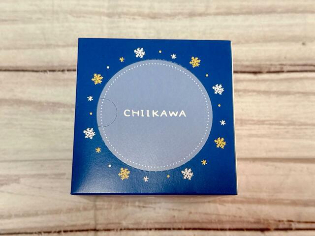 ネイビー×ホワイト＆ゴールドの雪の結晶柄が大人かわいい♪