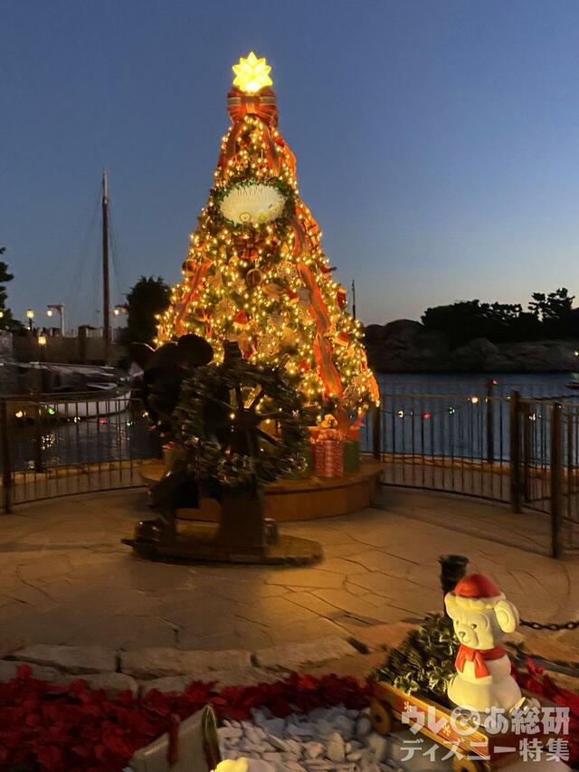 ダッフィーたちのクリスマスツリー