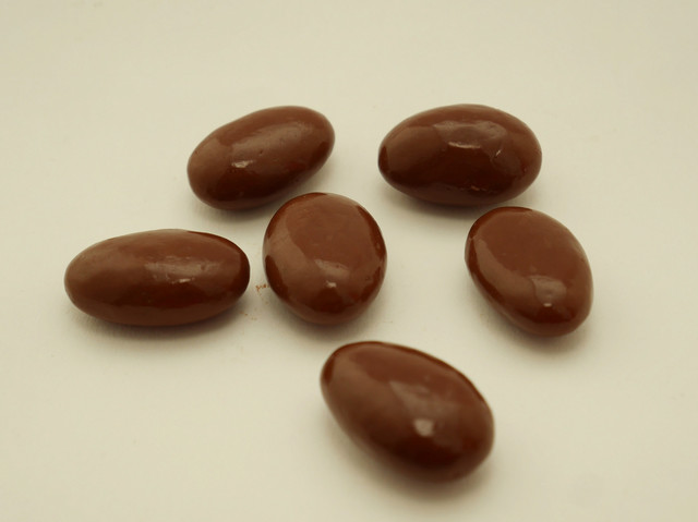 アーモンドチョコレート（ローソン）