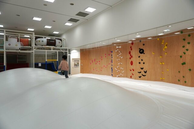 【シェラトン・グランデ・トーキョーベイ・ホテル】Wizkidsのふわふわドーム