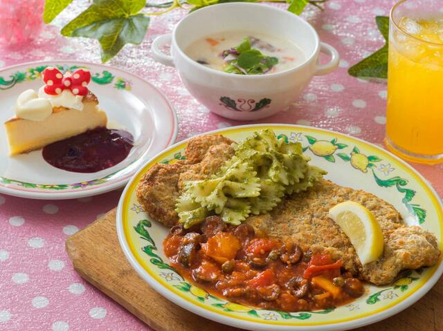 スペシャルセット 2,980円｜提供店舗：東京ディズニーシー「カフェ・ポルトフィーノ」｜東京ディズニーリゾート「ミニー・ベスティーズ・バッシュ！」スペシャルメニュー