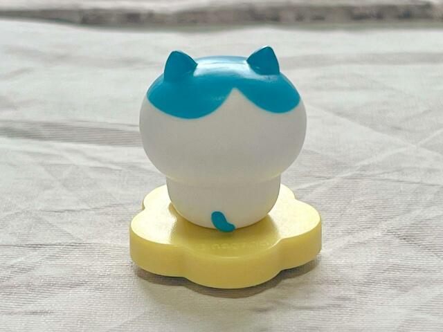 尻尾やハチワレ模様もしっかり再現されています