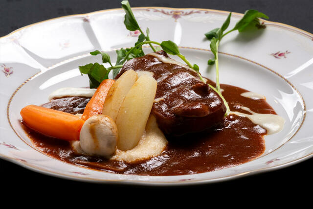 「季節限定ランチブッフェ」<期間:2025年12月1日~>【ホテルエミシア東京立川で贅沢ランチ体験!冬の新作メニューも登場する「季節限定ランチブッフェ」は12月1日より開催中!】