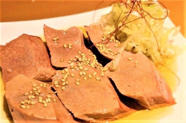 ふじ屋の名物トロれば刺し