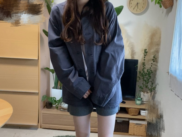 【UNIQLO　ユーティリティジャケット】ショートパンツと合わせて