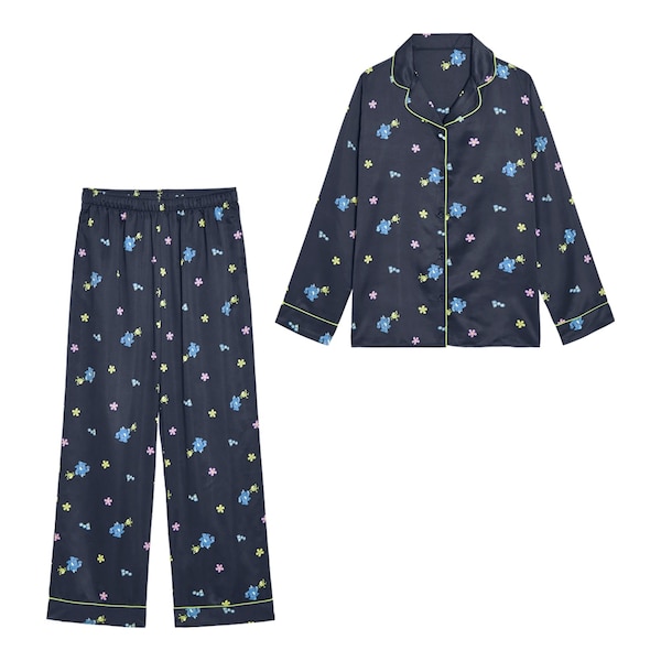 サテンパジャマ(長袖)PIXAR 2,490円