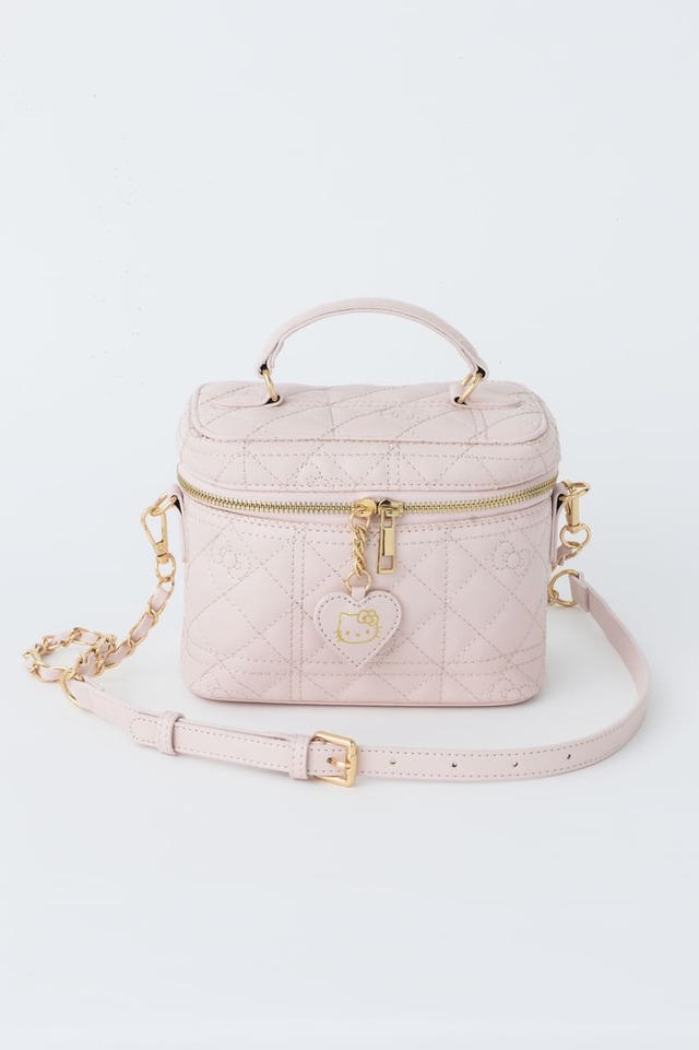 【SHIBUYA109×HELLO KITTY SPECIAL COLLABORATION】Án MILLE（4階） HELLO KITTYバニティバッグ 全3種 各¥11,800