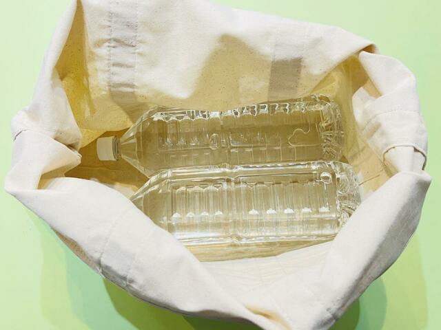 【セブン‐イレブン 福袋2025】2リットルのペットボトルも余裕で入ります♪