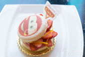 “ピクサー・プレイタイム”ケーキセット 1,600円｜ピクサー・プレイタイム｜ディズニーアンバサダーホテル「ハイピリオン・ラウンジ」