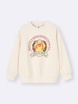 【GU×星のカービィ】キッズ「KIDS(男女兼用)グラフィックスウェットシャツ Kirby」01 OFF WHITE　￥1,990