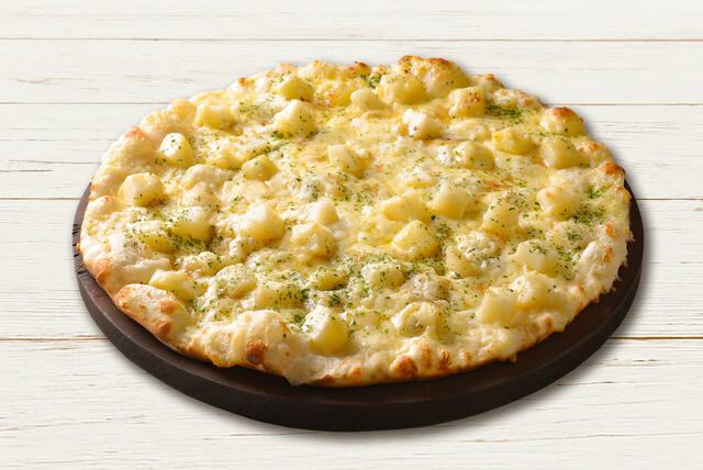 「ヤンソンさんの誘惑風ピザ」＜期間：2025年10月6日～2026年1月16日＞【シェーキーズワールドツアー第4弾は“スウェーデン”！「ヤンソンさんの誘惑風ピザ」に「空飛ぶヤコブさん風ピザ」も登場！】