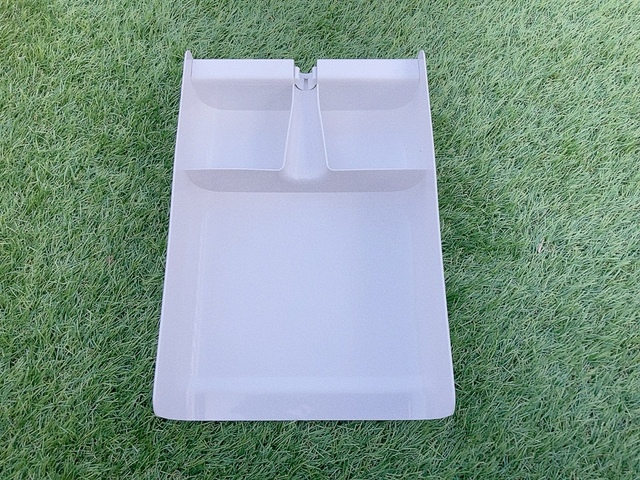 【カインズ 立つちりとり】サイズ：幅24cm × 奥行7.5cm × 高さ35.5cm